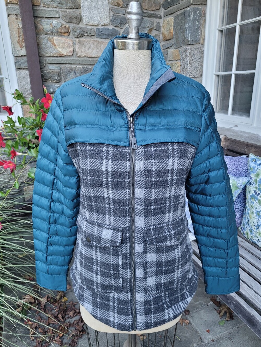 Toad And Co Brekenridge Plaid Puffer Jacket